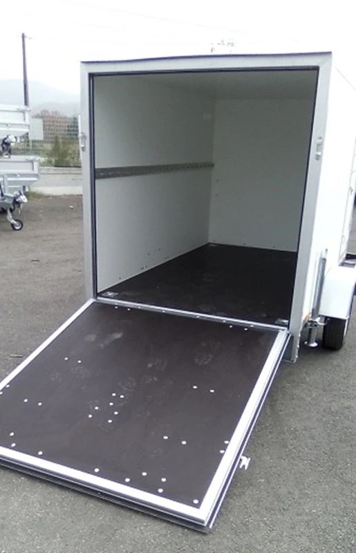 Furgoneta Boro F752413 RAMPA H150 12WGOT2030 Peso 750 kg Nf