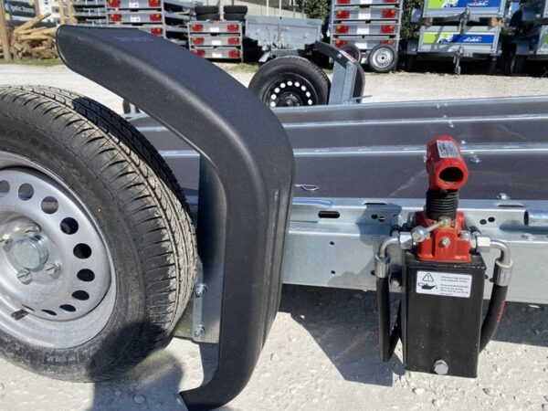 Suporte para moto Martz TEMA com sistema de rebaixamento hidráulico