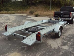 Reboque para transporte de veículos de eixo único, capacidade de 1300 kg