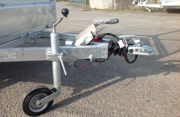 Reboque Lider para serviço pesado com 4 travões – peso bruto total de 750 kg – 200 x 134 cm – 1 eixo